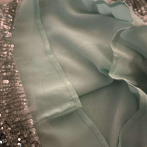 Reno £ Kai sequin top - Picture 8 of 8